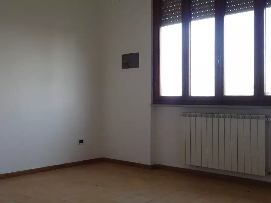 Immagine 29 di Casa bifamiliare in vendita  a Pisa