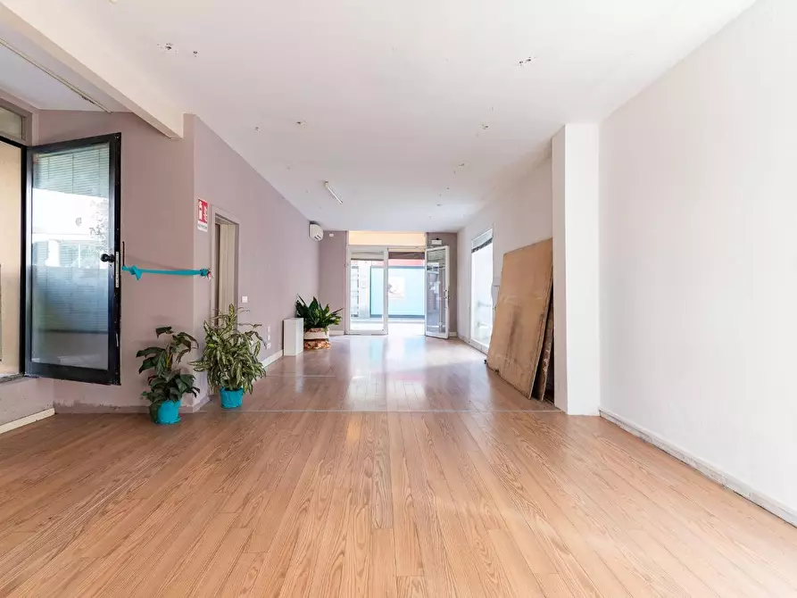 Immagine 6 di Laboratorio in vendita  a Empoli