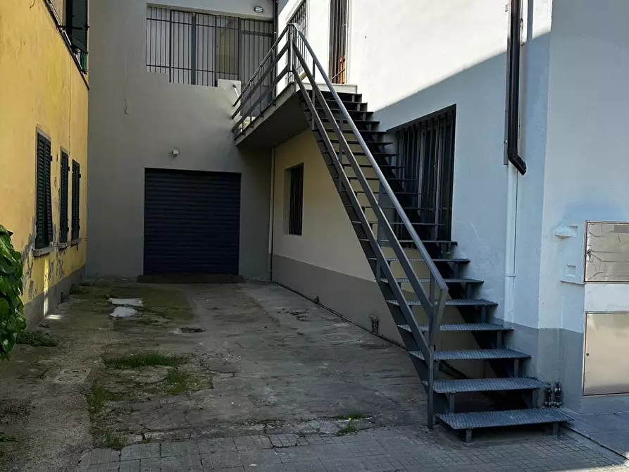 Immagine 2 di Magazzino in vendita  a Castelfranco Di Sotto