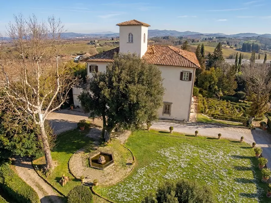 Immagine 35 di Appartamento in vendita  a Lastra A Signa