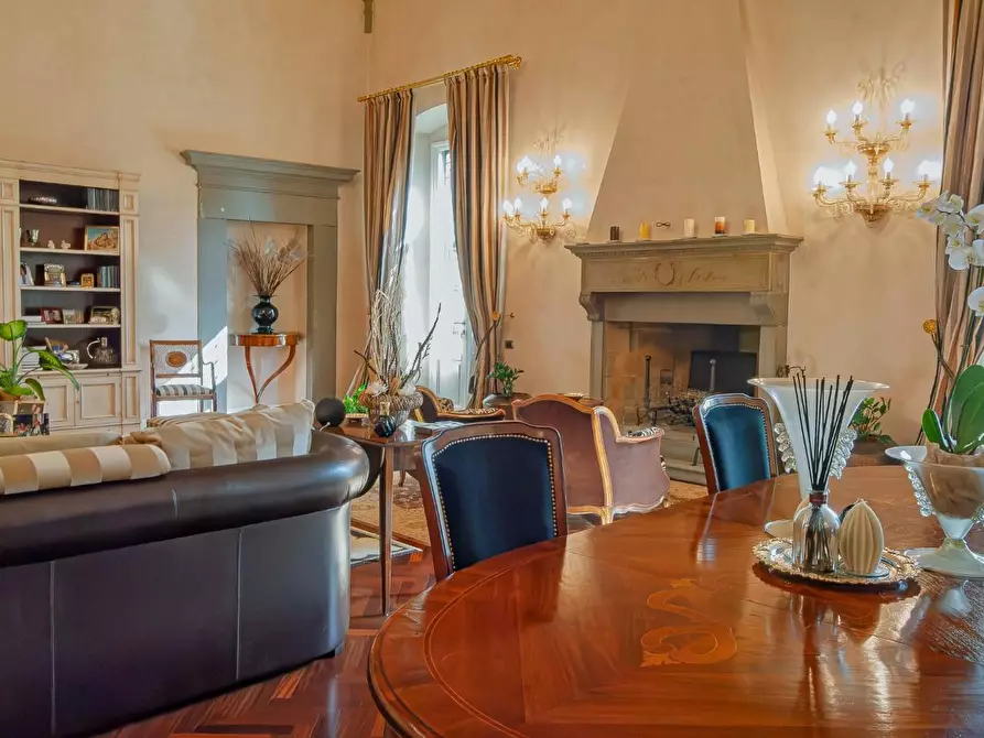 Immagine 10 di Appartamento in vendita  a Lastra A Signa