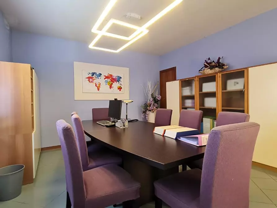 Immagine 6 di Ufficio in vendita  a San Miniato