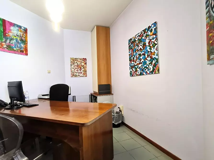 Immagine 11 di Ufficio in vendita  a San Miniato