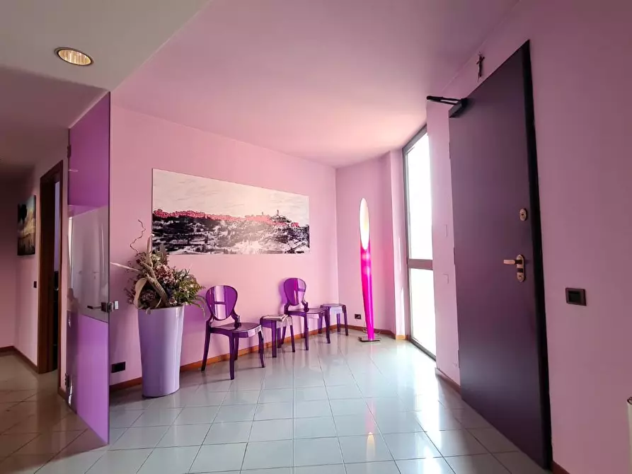 Immagine 2 di Ufficio in vendita  a San Miniato