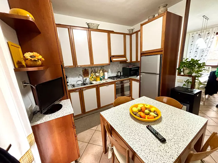 Immagine 6 di Villetta a schiera in vendita  a Calcinaia