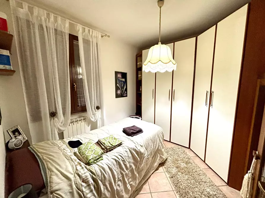 Immagine 20 di Villetta a schiera in vendita  a Calcinaia