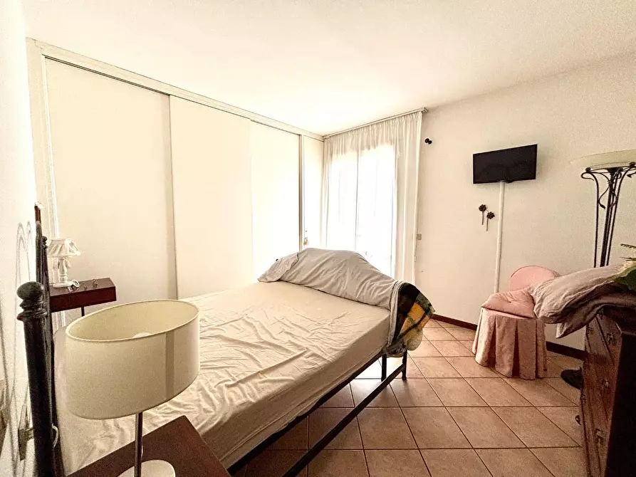 Immagine 18 di Villetta a schiera in vendita  a Calcinaia