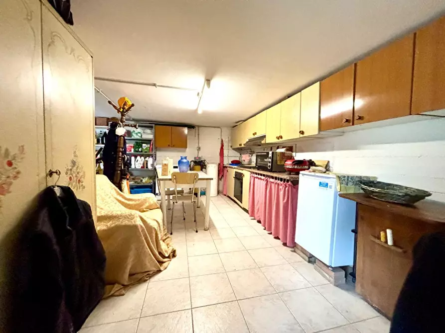 Immagine 4 di Villetta a schiera in vendita  a Calcinaia