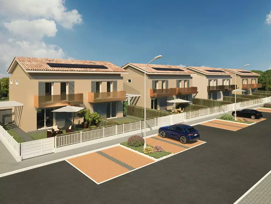 Immagine 1 di Casa bifamiliare in vendita  a Cascina