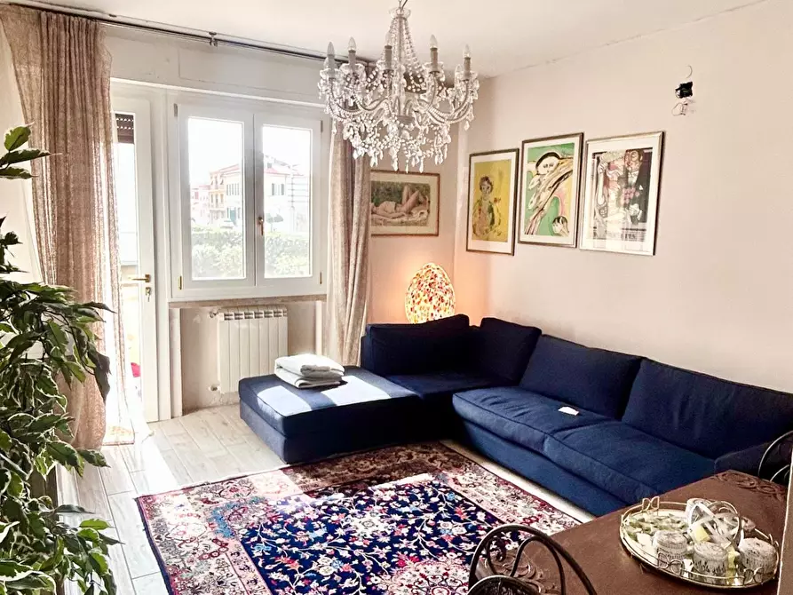 Immagine 1 di Appartamento in vendita  a Pisa