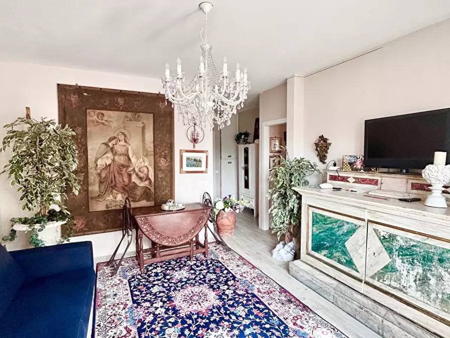 Immagine 5 di Appartamento in vendita  a Pisa