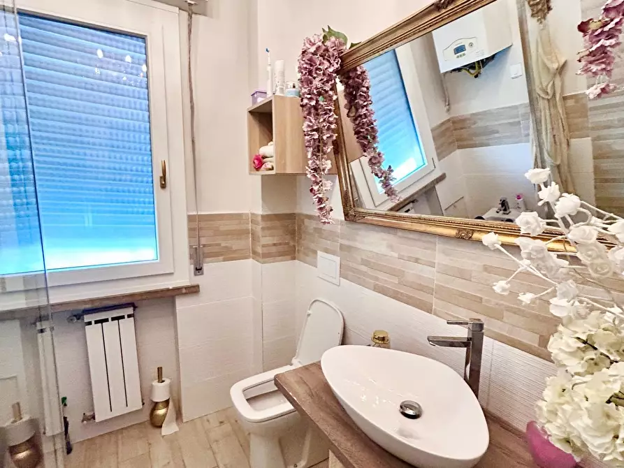 Immagine 21 di Appartamento in vendita  a Pisa