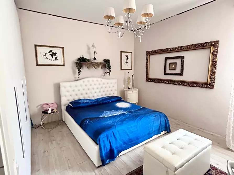 Immagine 12 di Appartamento in vendita  a Pisa