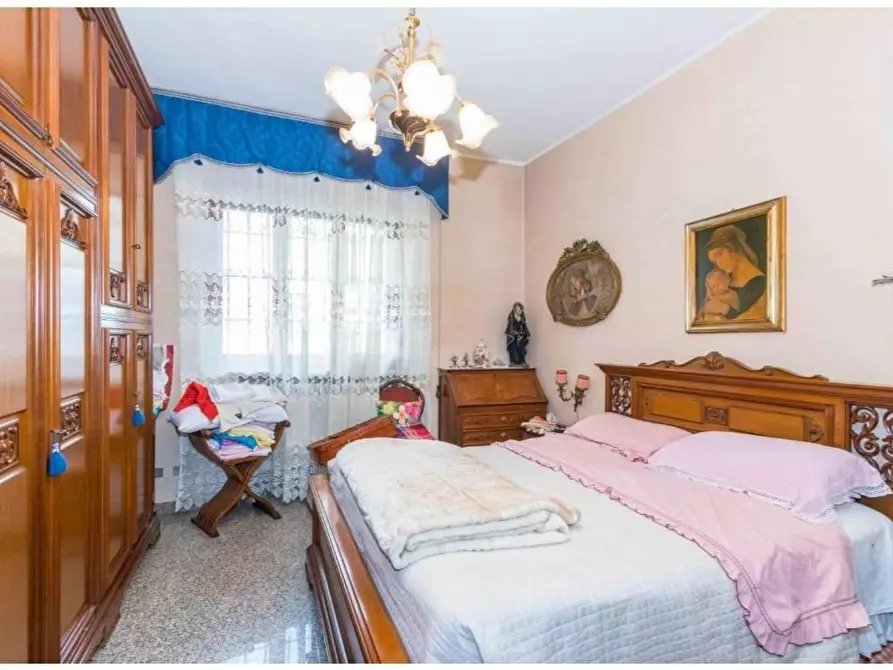 Immagine 12 di Appartamento in vendita  a Torino