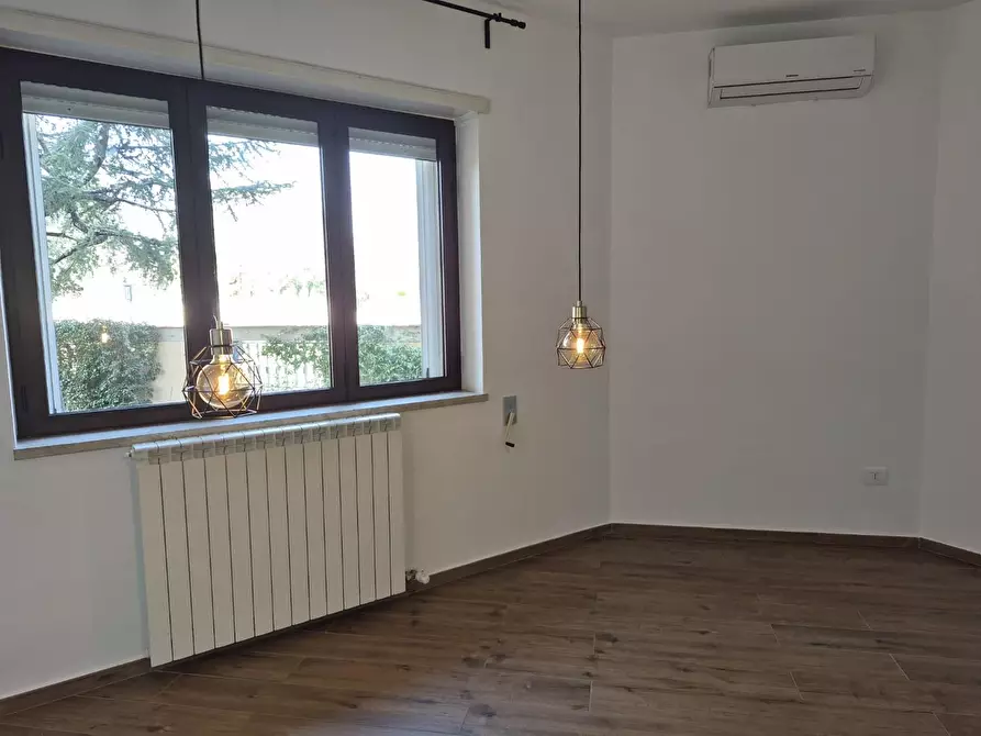 Immagine 11 di Appartamento in affitto  a Lecce