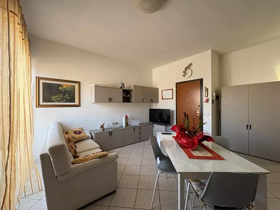 Immagine 2 di Appartamento in vendita  a San Giuliano Terme