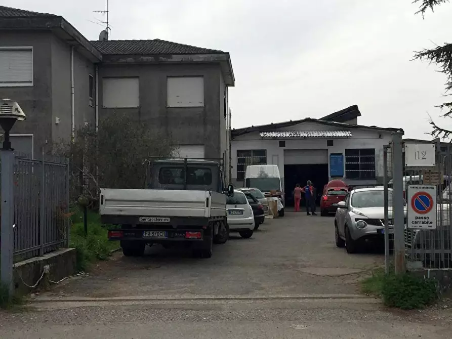 Immagine 1 di Laboratorio in vendita  a Gorgonzola