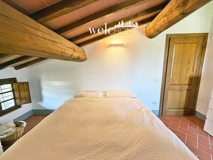 Immagine 15 di Villa in vendita  a Campi Bisenzio