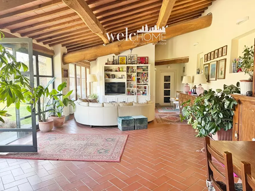 Immagine 28 di Villa in vendita  a Campi Bisenzio