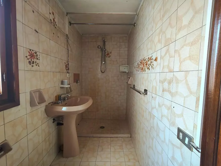 Immagine 9 di Terratetto in vendita  a Capannori