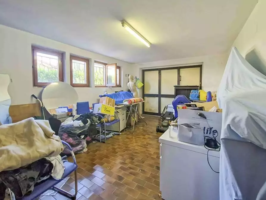 Immagine 11 di Villa in vendita  a Pietrasanta