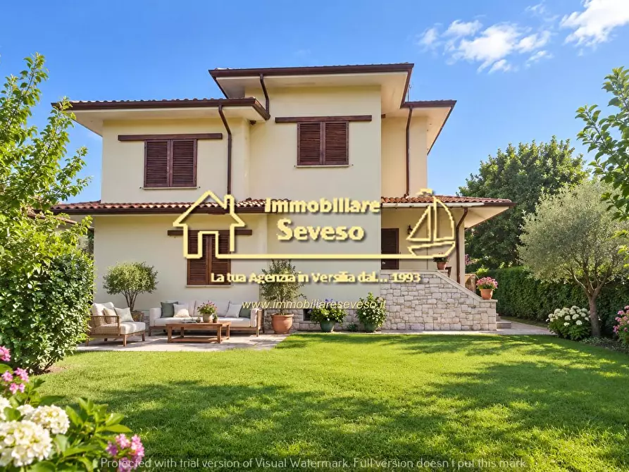 casa indipendente in vendita a Pietrasanta
