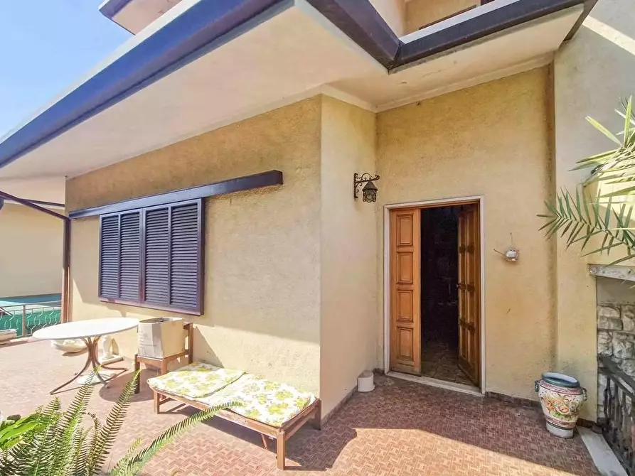 Immagine 4 di Villa in vendita  a Pietrasanta