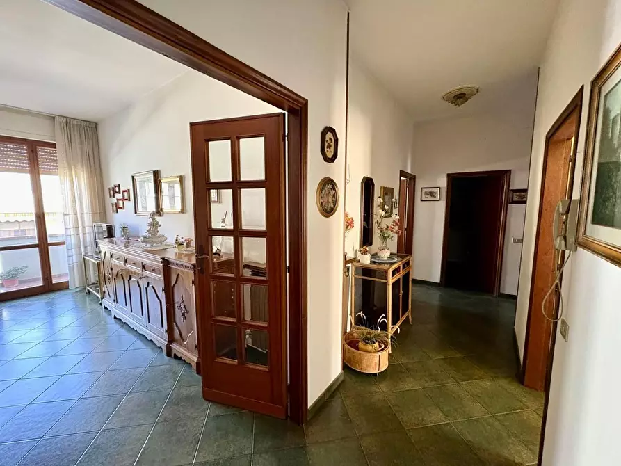 Immagine 5 di Appartamento in vendita  a Vinci
