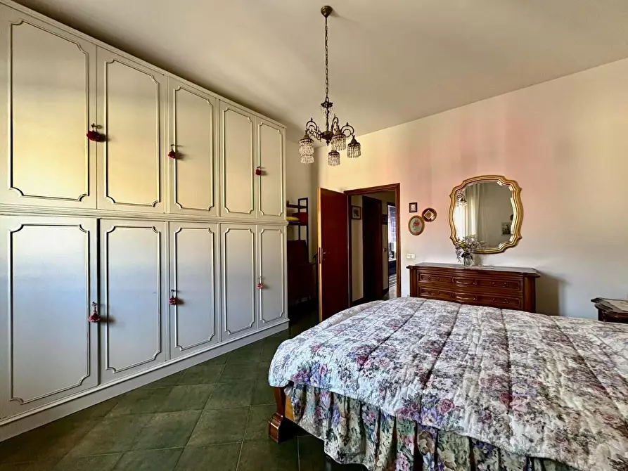 Immagine 19 di Appartamento in vendita  a Vinci