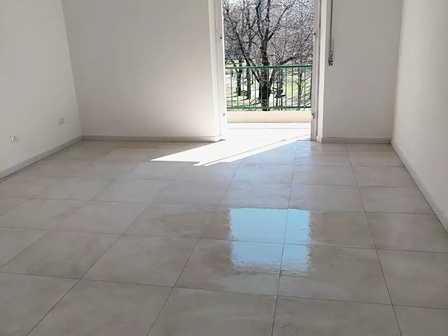 Immagine 23 di Appartamento in vendita  a Livorno