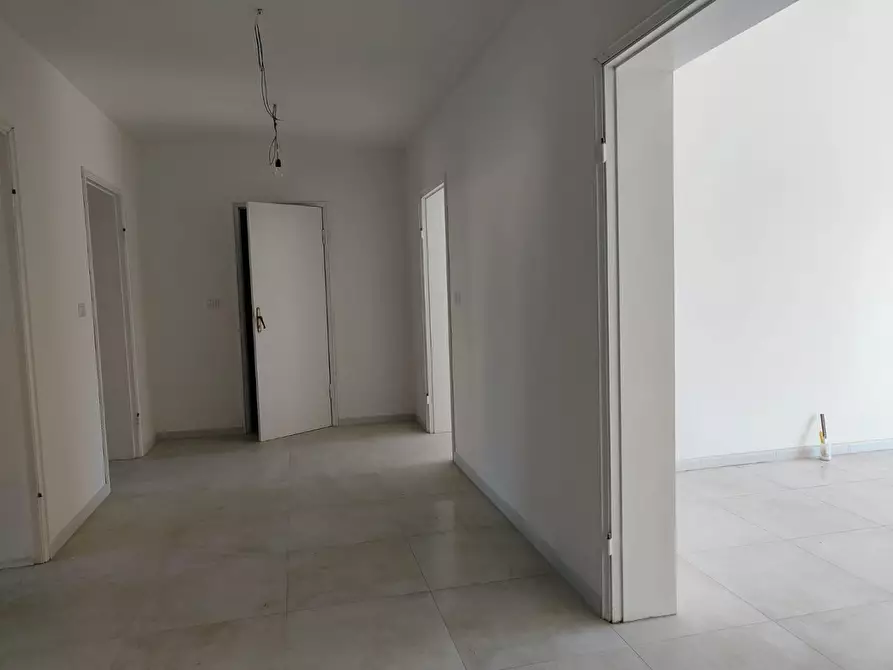 Immagine 25 di Appartamento in vendita  a Livorno