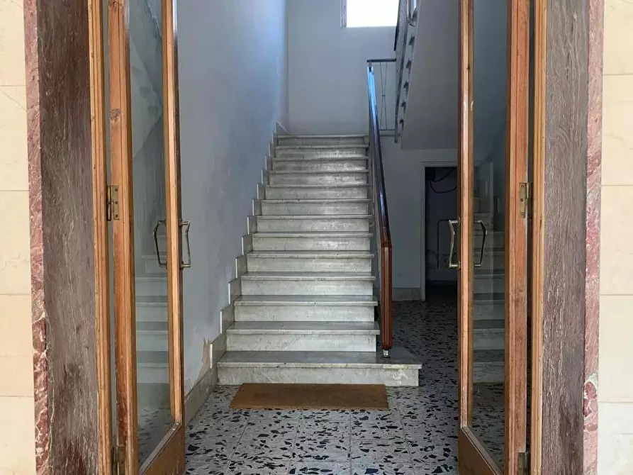 Immagine 33 di Appartamento in vendita  a Livorno