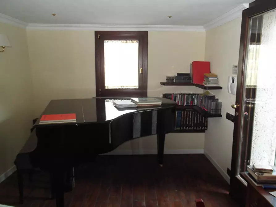 Immagine 55 di Terratetto in vendita  a Capraia E Limite