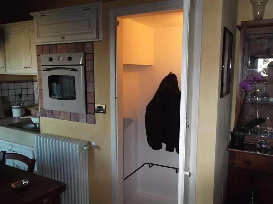 Immagine 21 di Terratetto in vendita  a Capraia E Limite