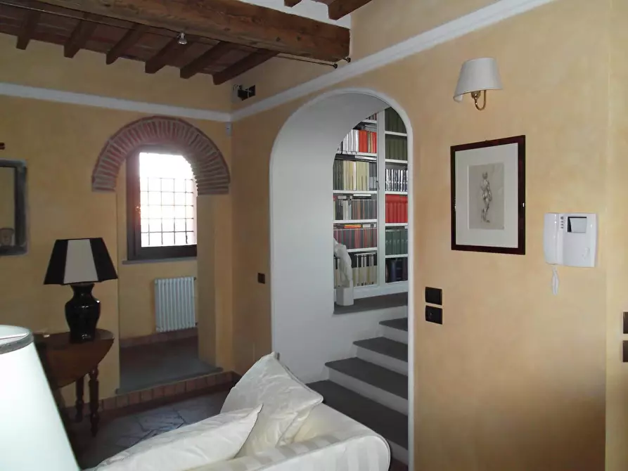 Immagine 10 di Terratetto in vendita  a Capraia E Limite