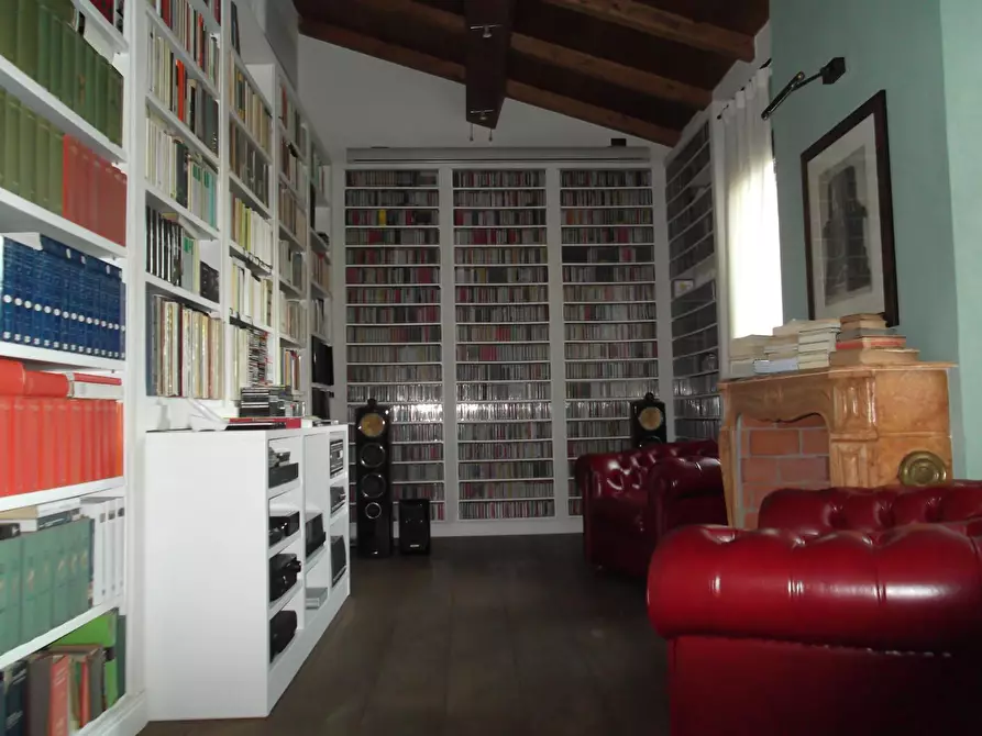 Immagine 2 di Terratetto in vendita  a Capraia E Limite