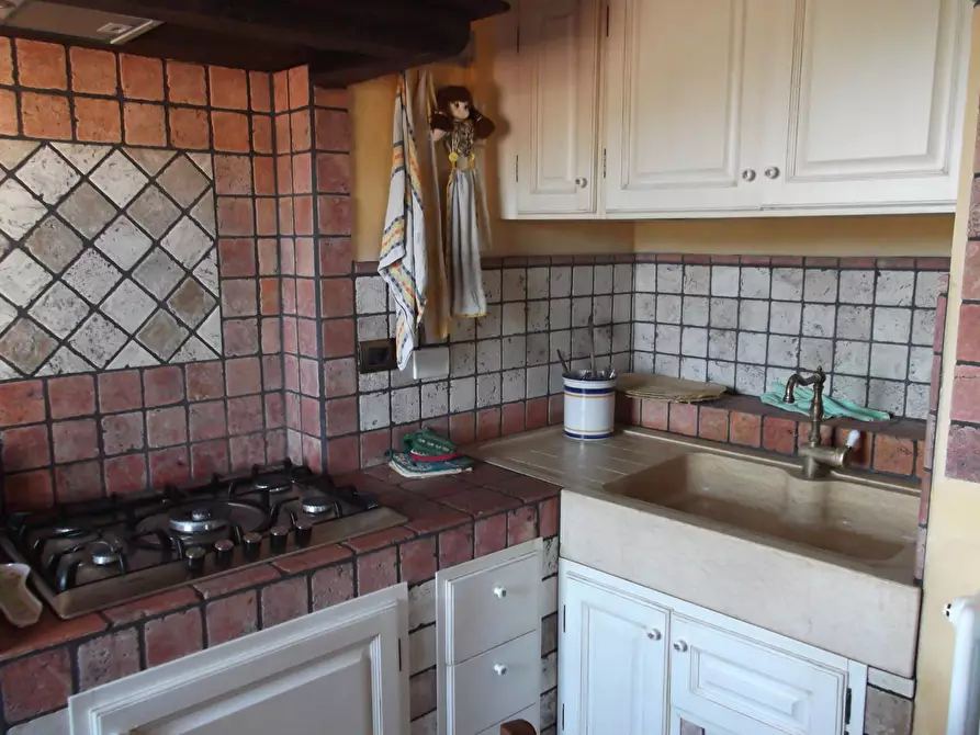 Immagine 22 di Terratetto in vendita  a Capraia E Limite