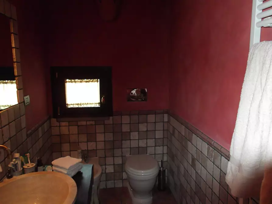 Immagine 35 di Terratetto in vendita  a Capraia E Limite