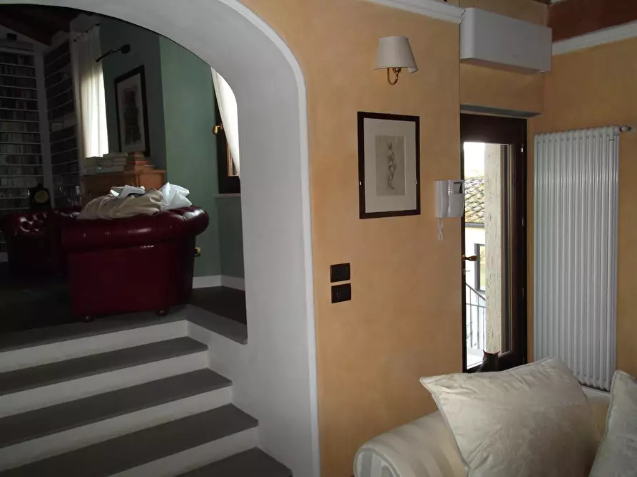 Immagine 12 di Terratetto in vendita  a Capraia E Limite