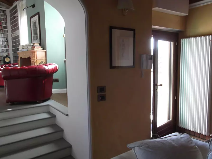 Immagine 36 di Terratetto in vendita  a Capraia E Limite