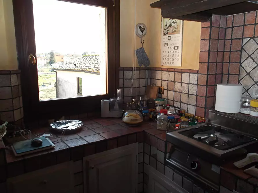 Immagine 25 di Terratetto in vendita  a Capraia E Limite