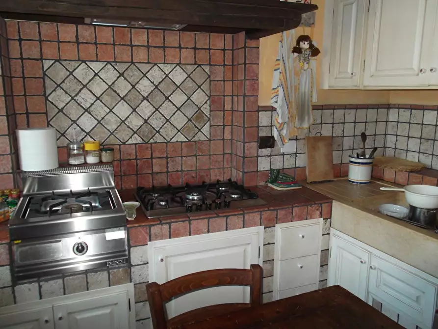 Immagine 17 di Terratetto in vendita  a Capraia E Limite