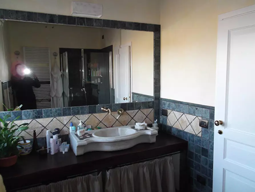 Immagine 43 di Terratetto in vendita  a Capraia E Limite