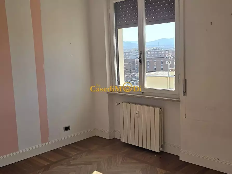 Immagine 51 di Mansarda in vendita  a Livorno