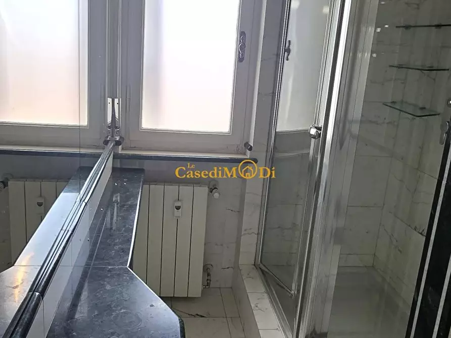 Immagine 39 di Mansarda in vendita  a Livorno