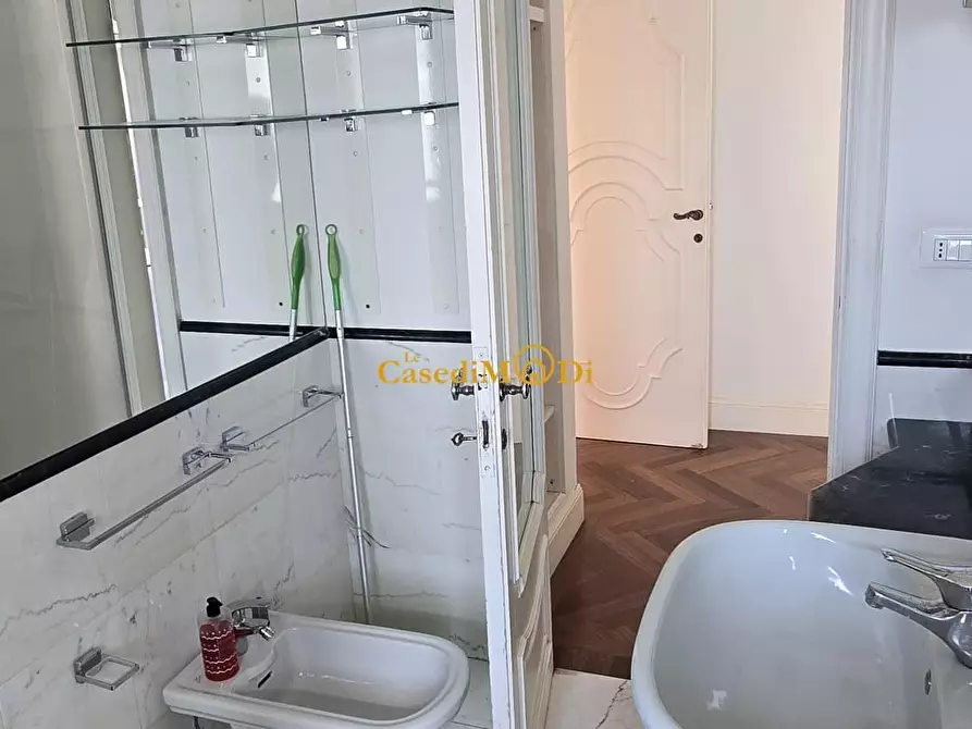 Immagine 36 di Mansarda in vendita  a Livorno