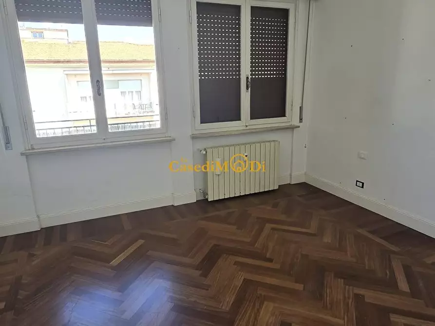 Immagine 9 di Mansarda in vendita  a Livorno