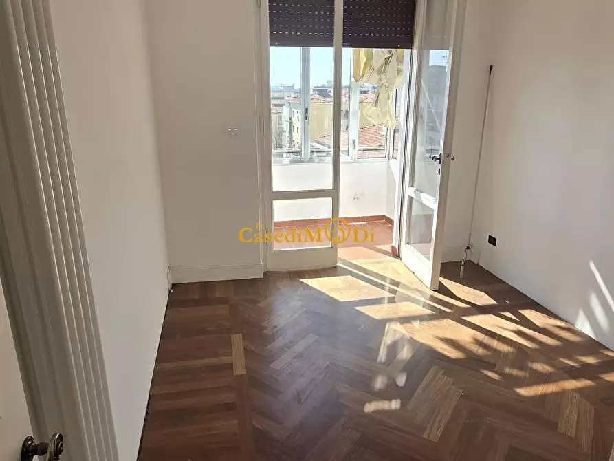 Immagine 18 di Mansarda in vendita  a Livorno