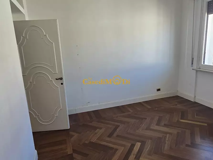 Immagine 6 di Mansarda in vendita  a Livorno