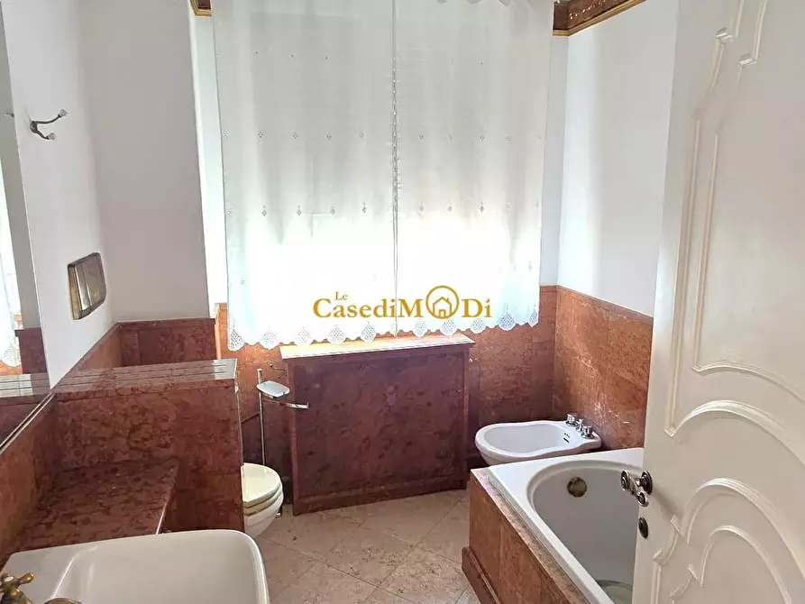 Immagine 13 di Mansarda in vendita  a Livorno